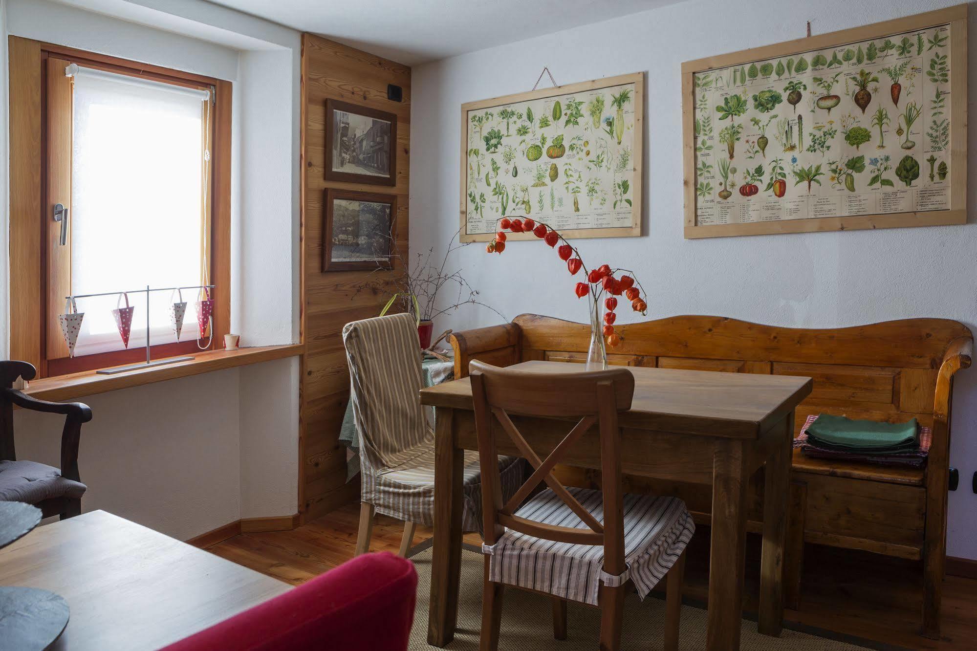 Bed & Breakfast Maison Perriere - D'hotes & Jacuzzi